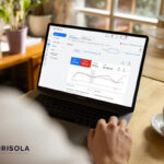 Especialista da Mirisola Marketing DIgital ensinando o passo a passo de como anunciar no Google Ads